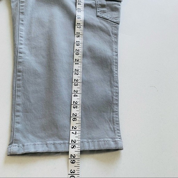 Womens Gray Cargo Capri Pants Size 12 Comfort Stretch - Picture 14 of 15